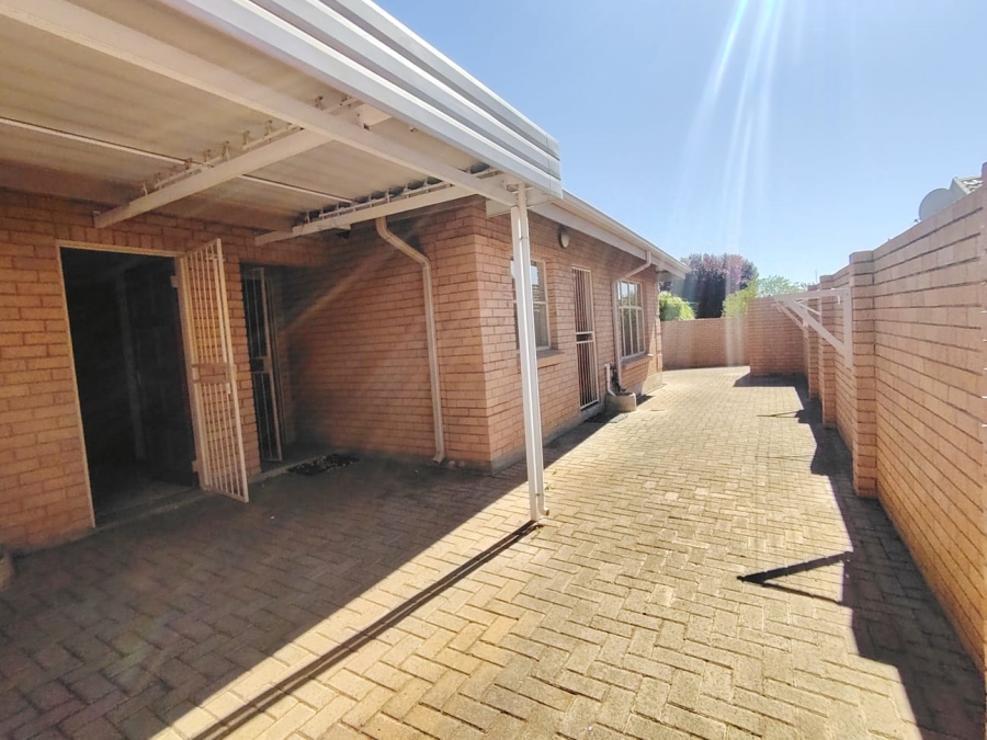 2 Bedroom Property for Sale in Universitas Free State